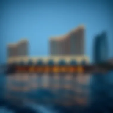 Waterfront Beauty at ممشى السيف Stunning waterfront view of ممشى السيف